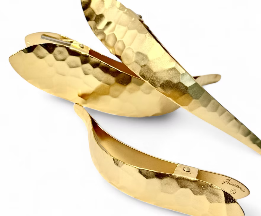 Maximas Hammered in Matte Gold
