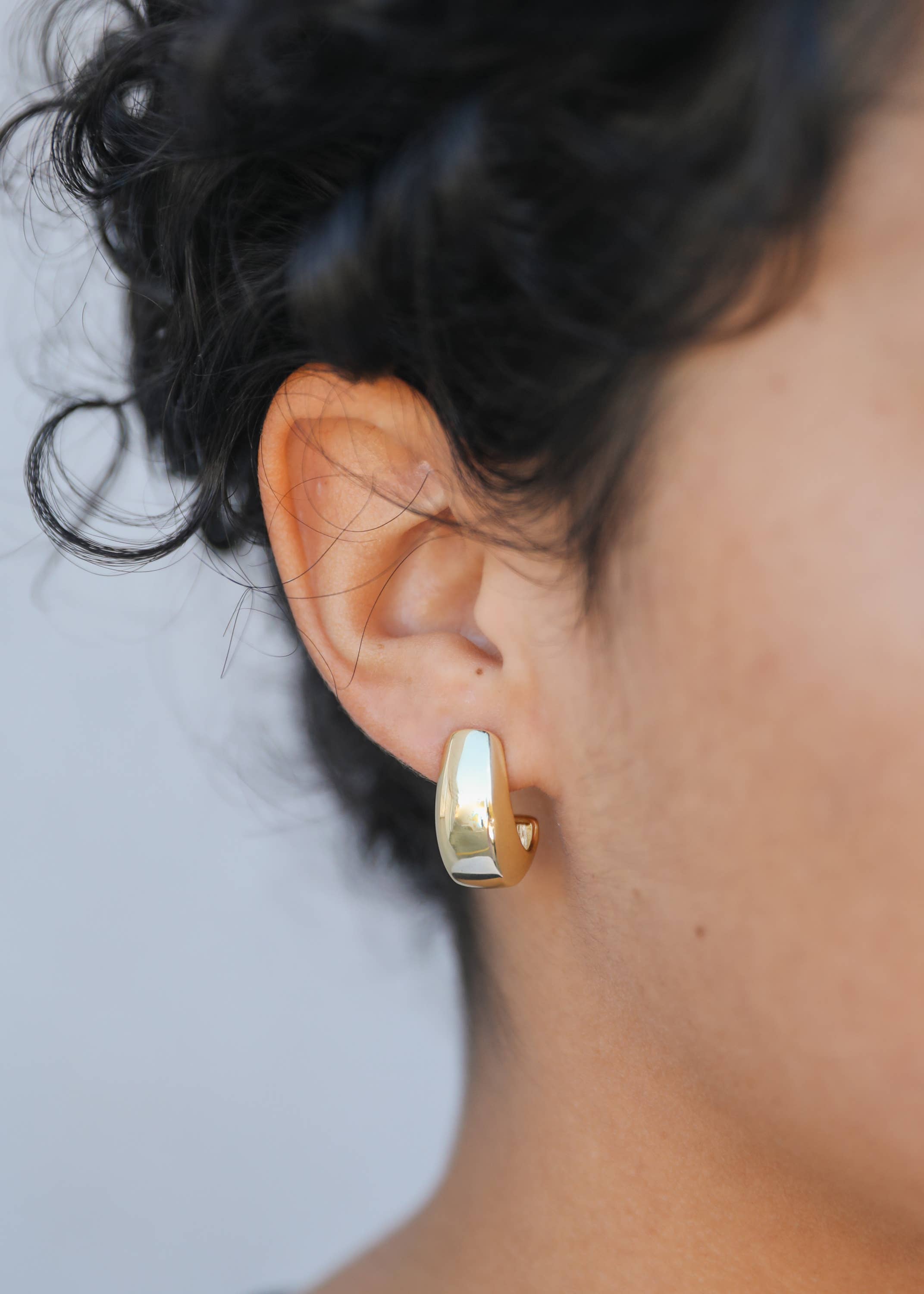 Bold Drop - Gold Earrings