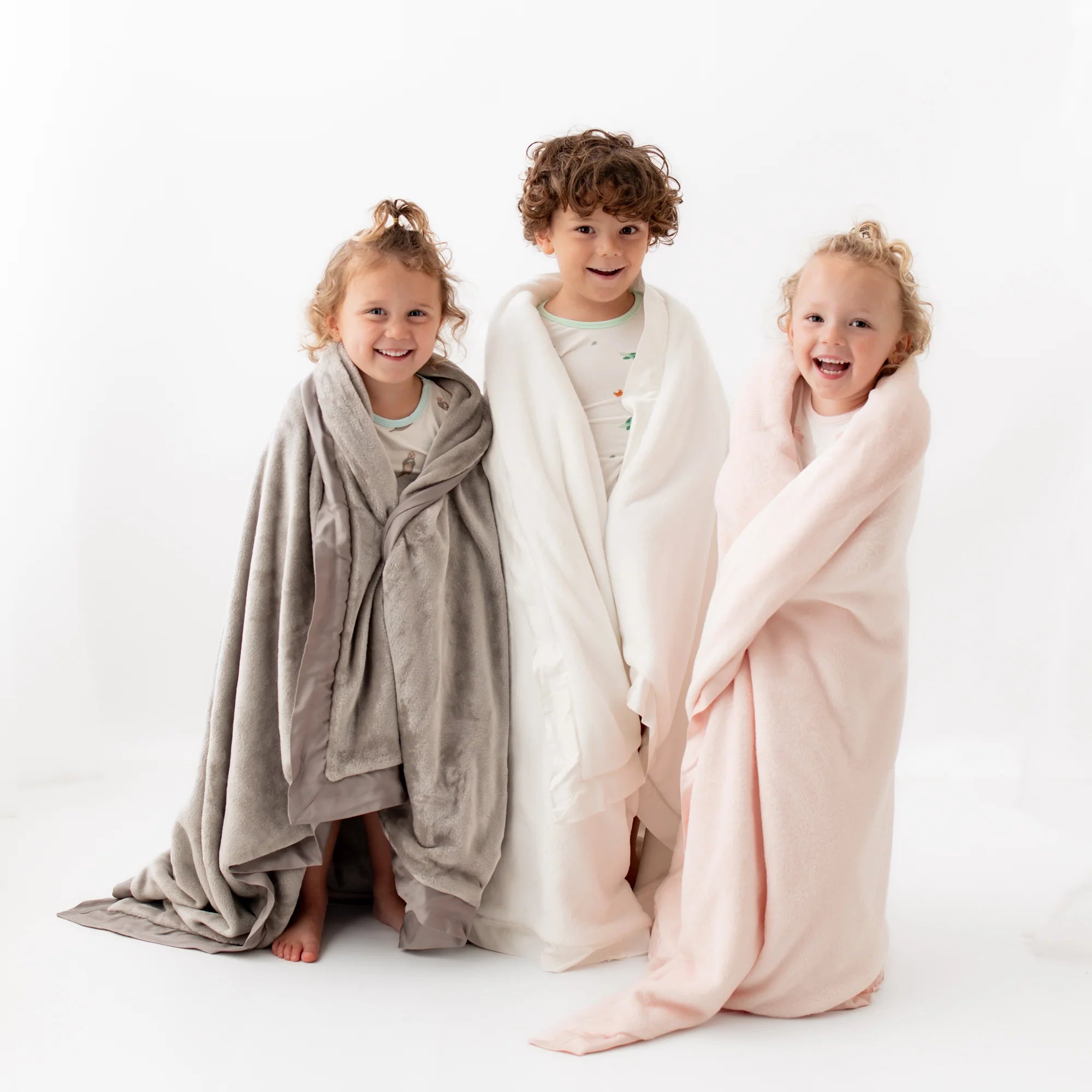 Bamboo Little | Plush Blankets