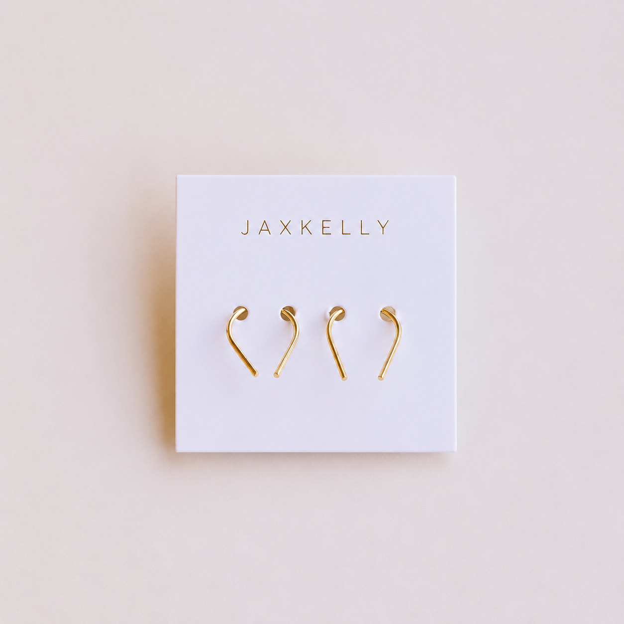 Minimalist - Horseshoe - Gold Earrings