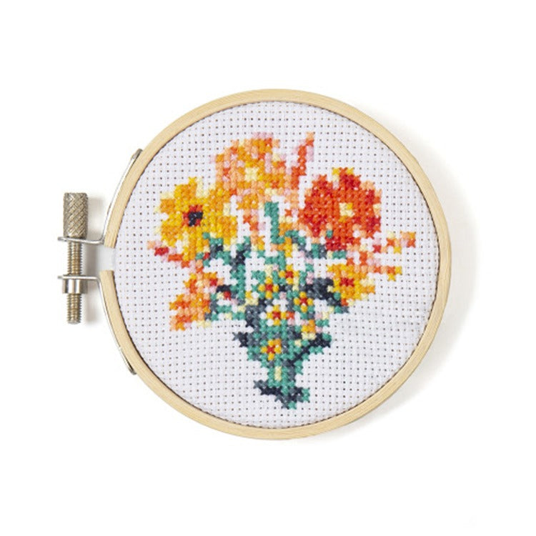 Kikkerland | Mini Cross Stitch Embroidery Kit