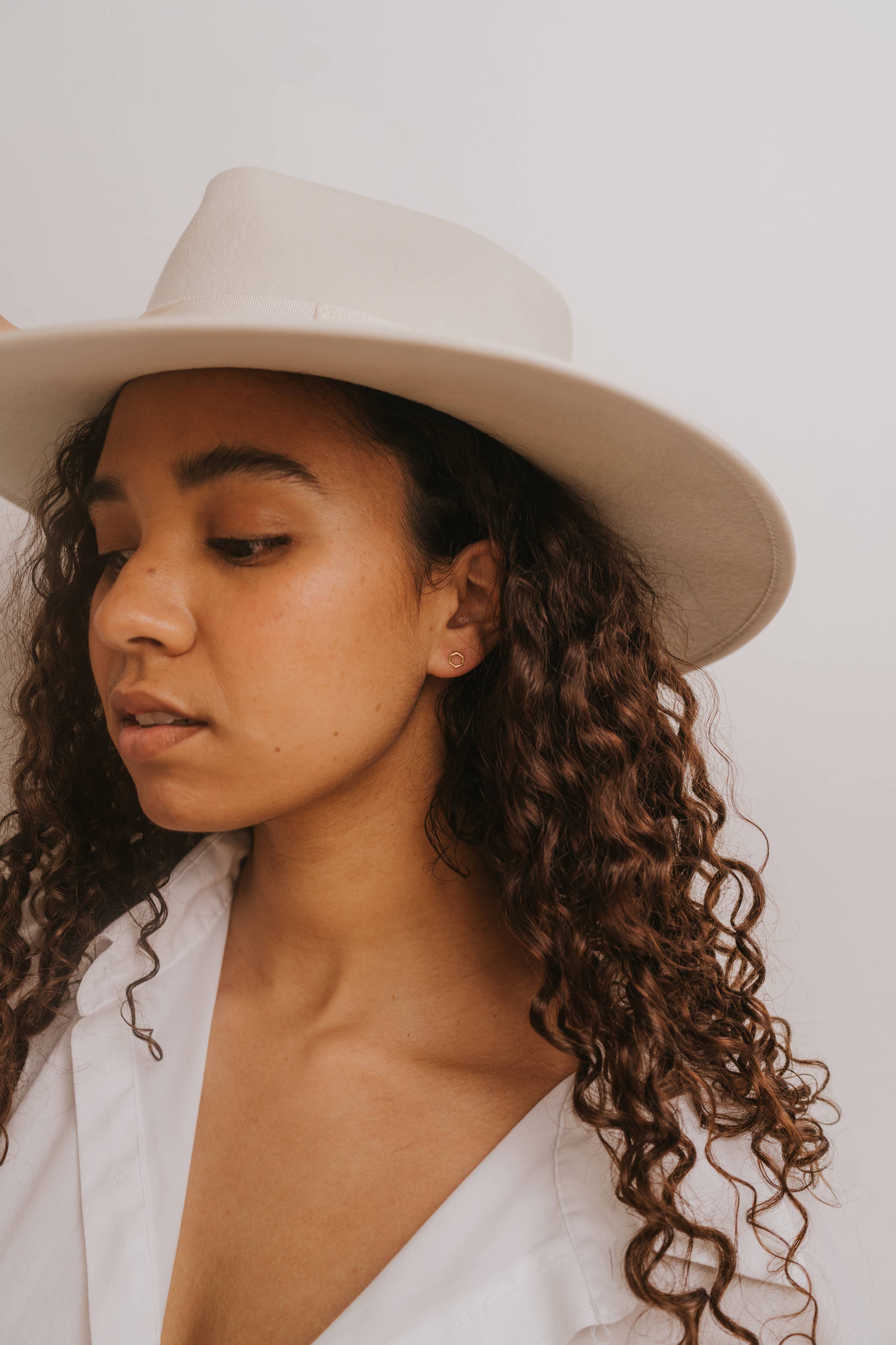 Minimalist - Hexagon - Gold Earrings