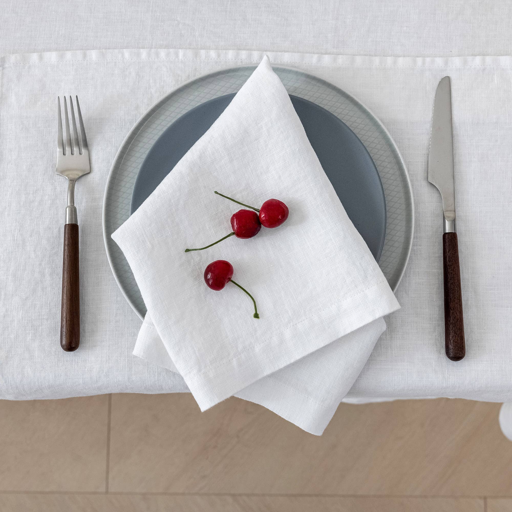 100% Linen Napkins (Set of 4) - 20'' x 20'' - White