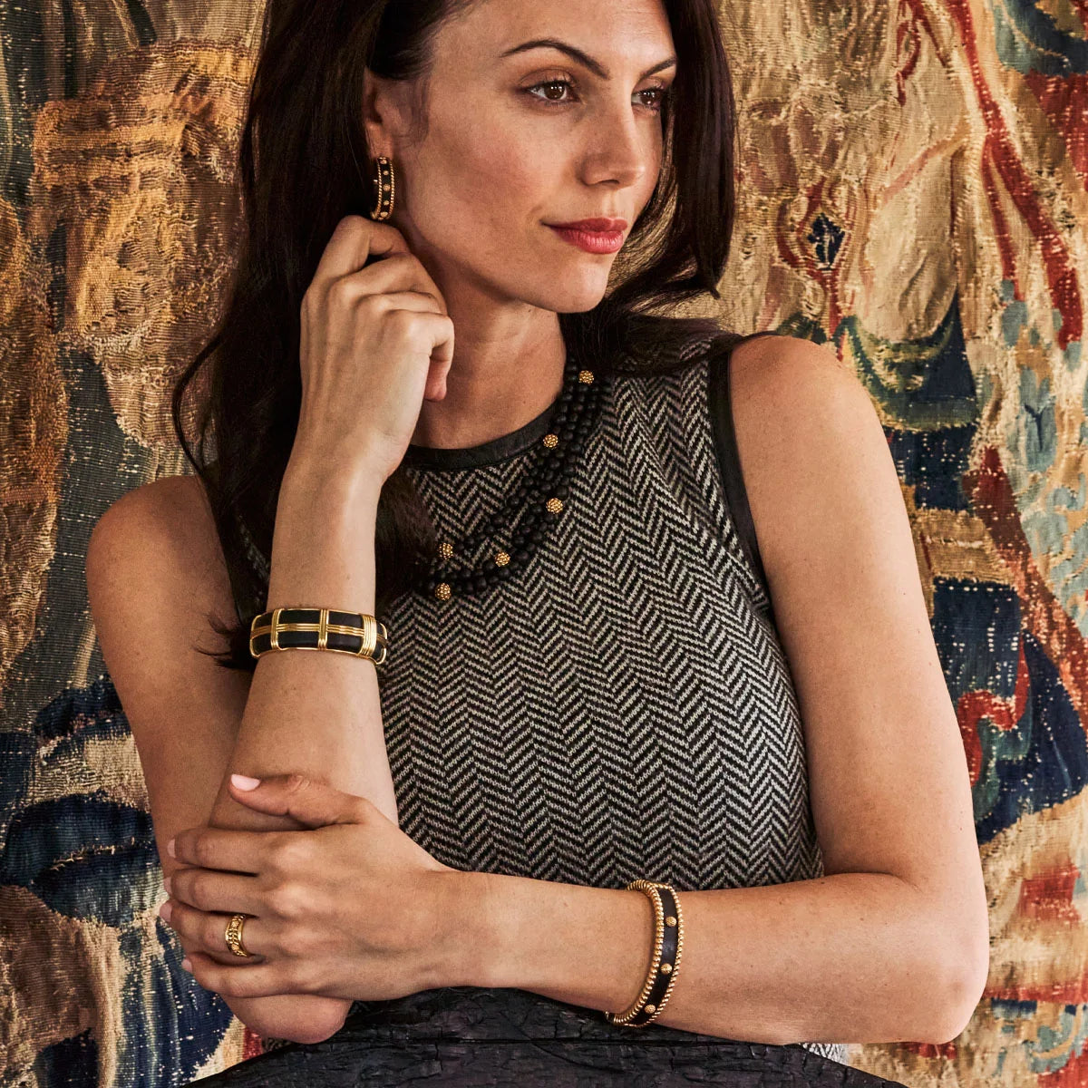 Berry Small Hinge Bangle - Ebony