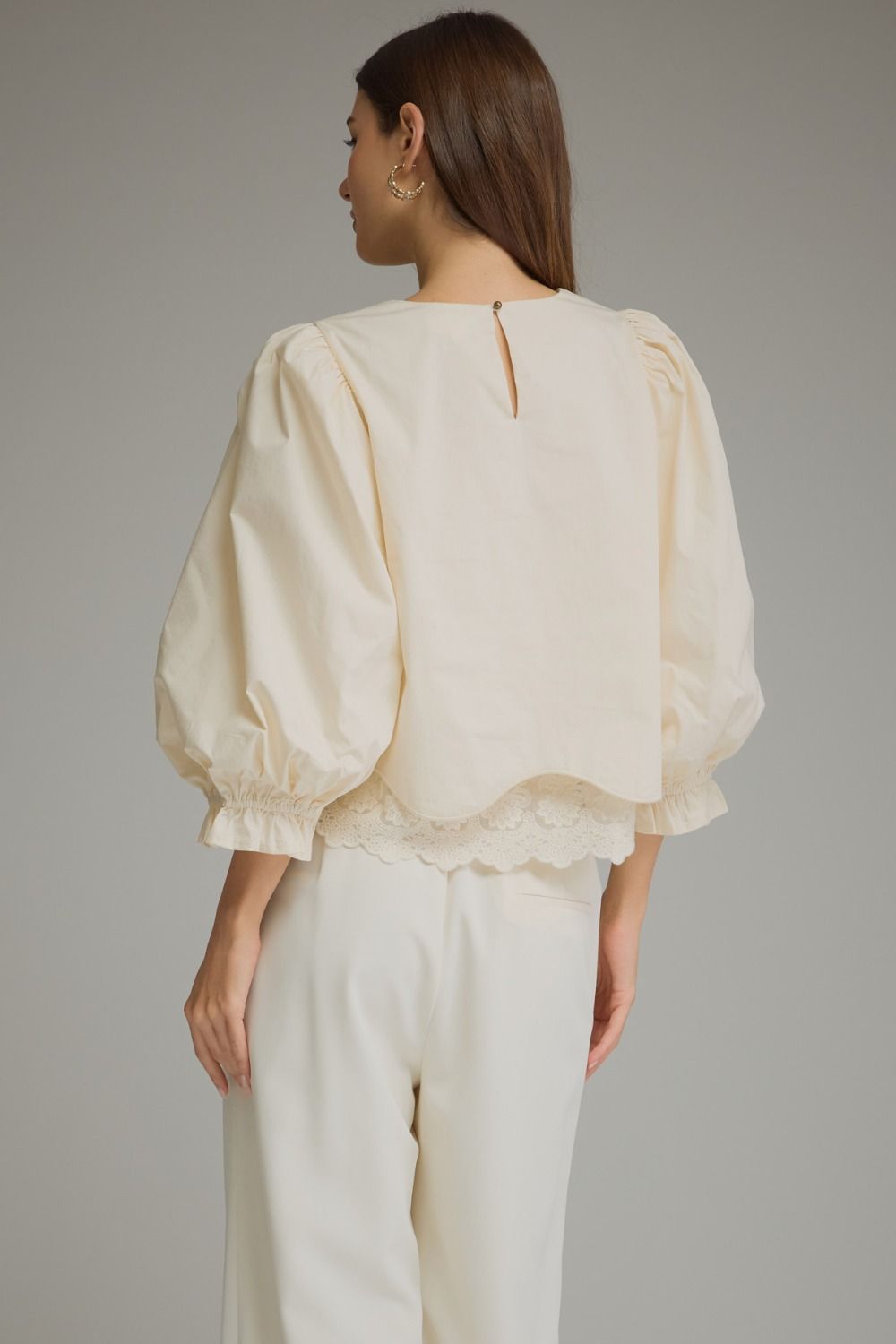 Silvy & Lace Top