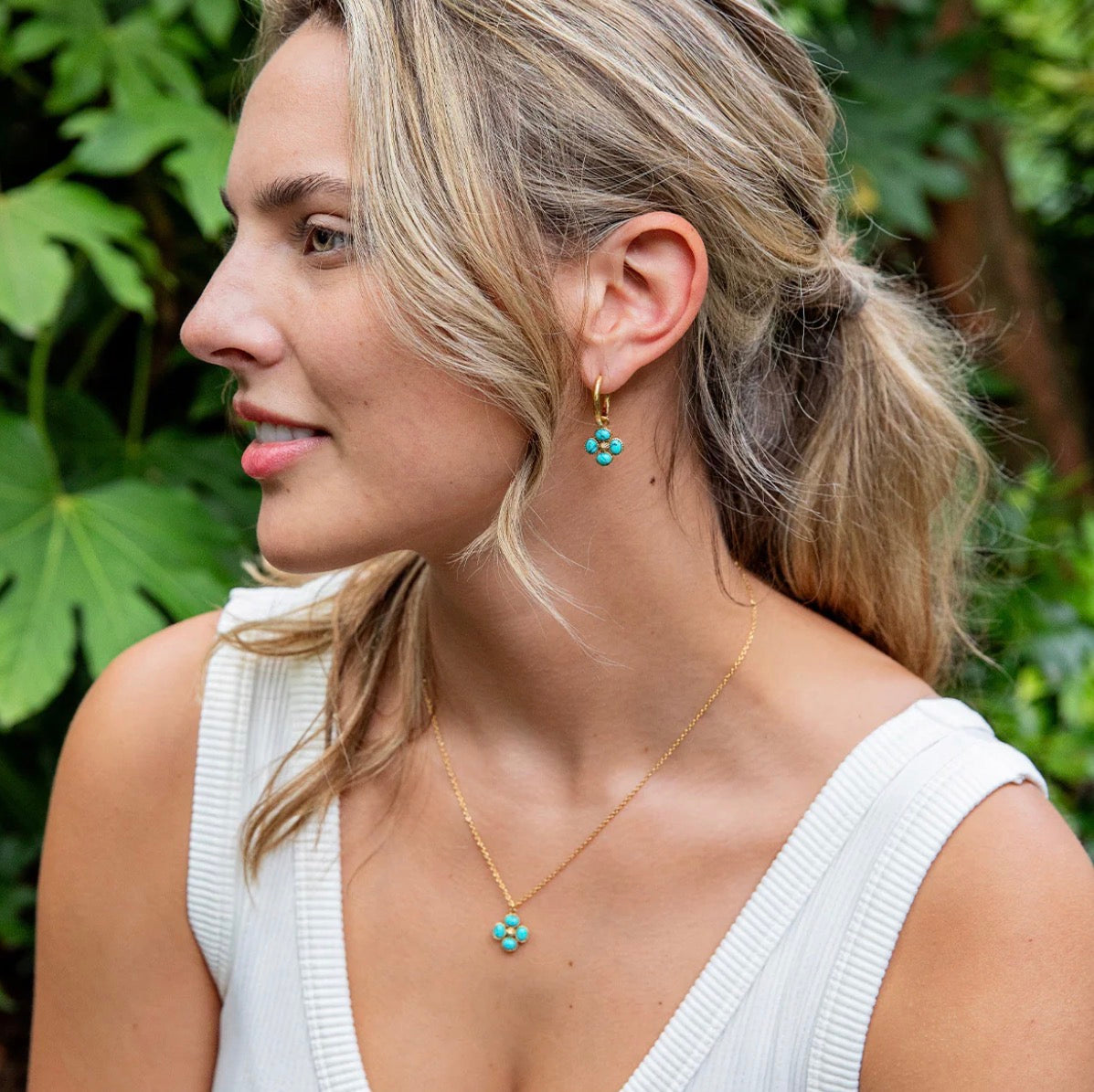 Capucine de Wulf | Berry Clover Hoop Earrings with Double Sided Charm - Turquoise