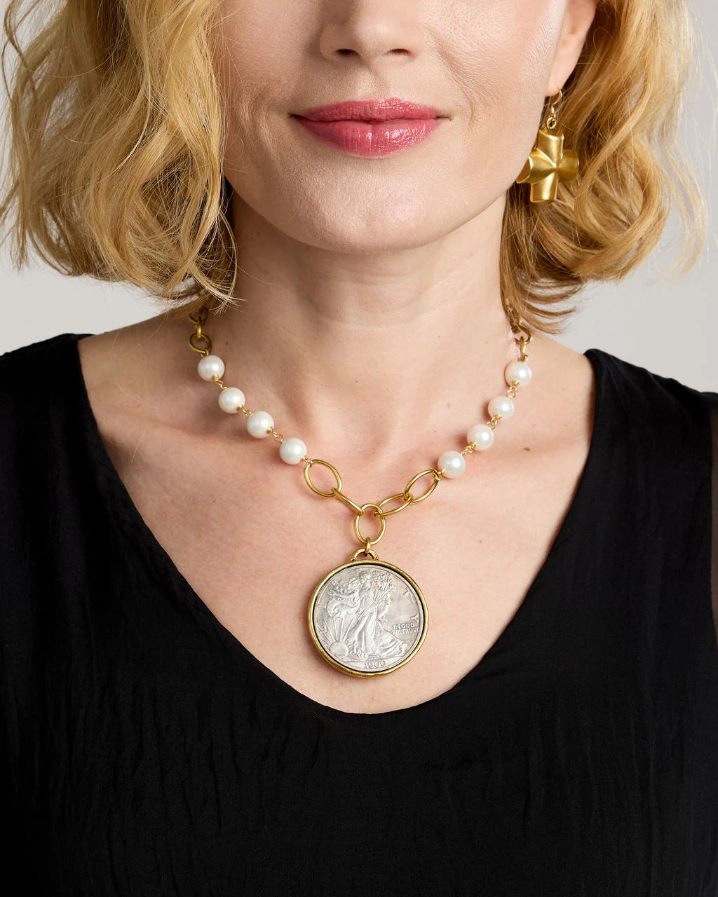 Scarlett Pearl Strand Coin Necklace