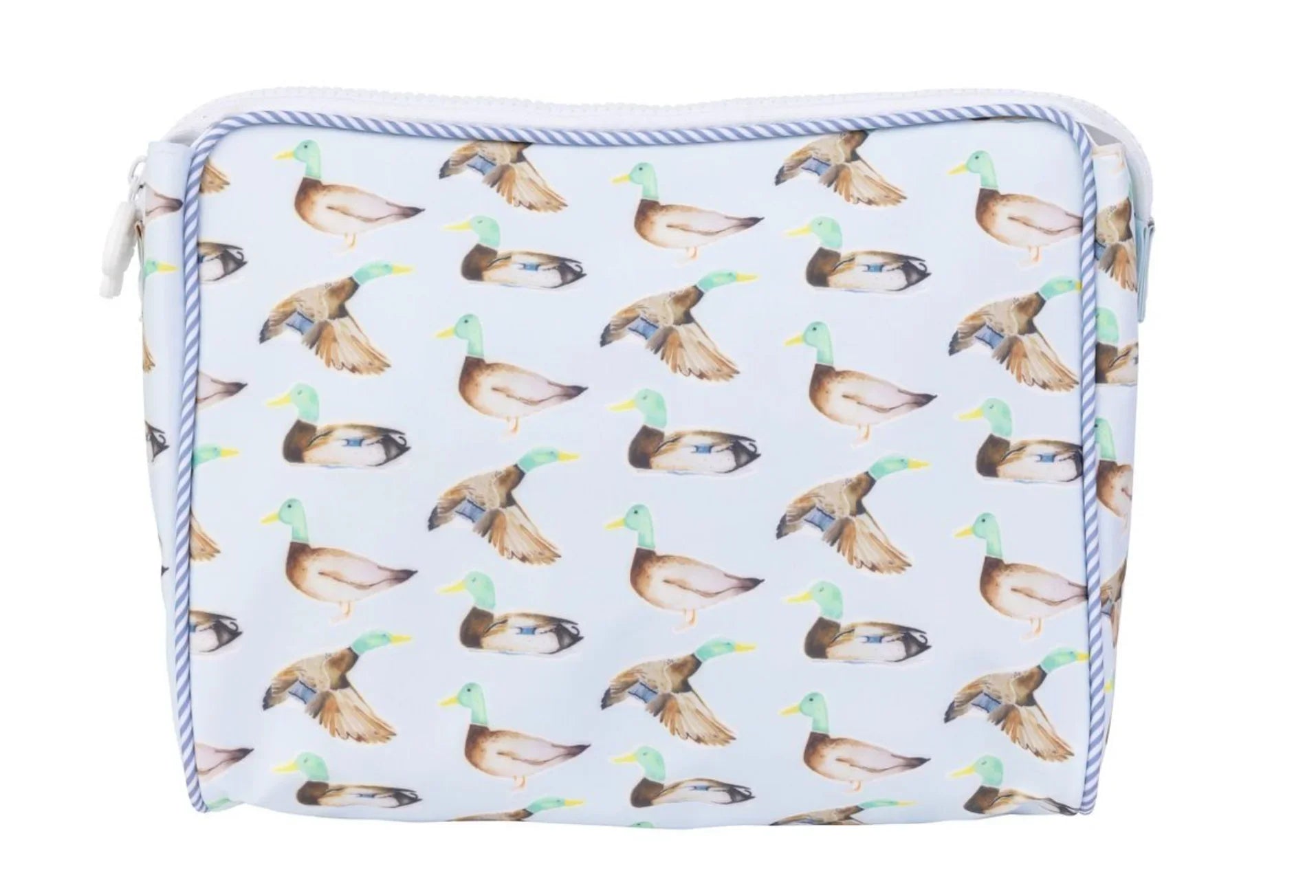 Apple of My Isla | The Go Bag