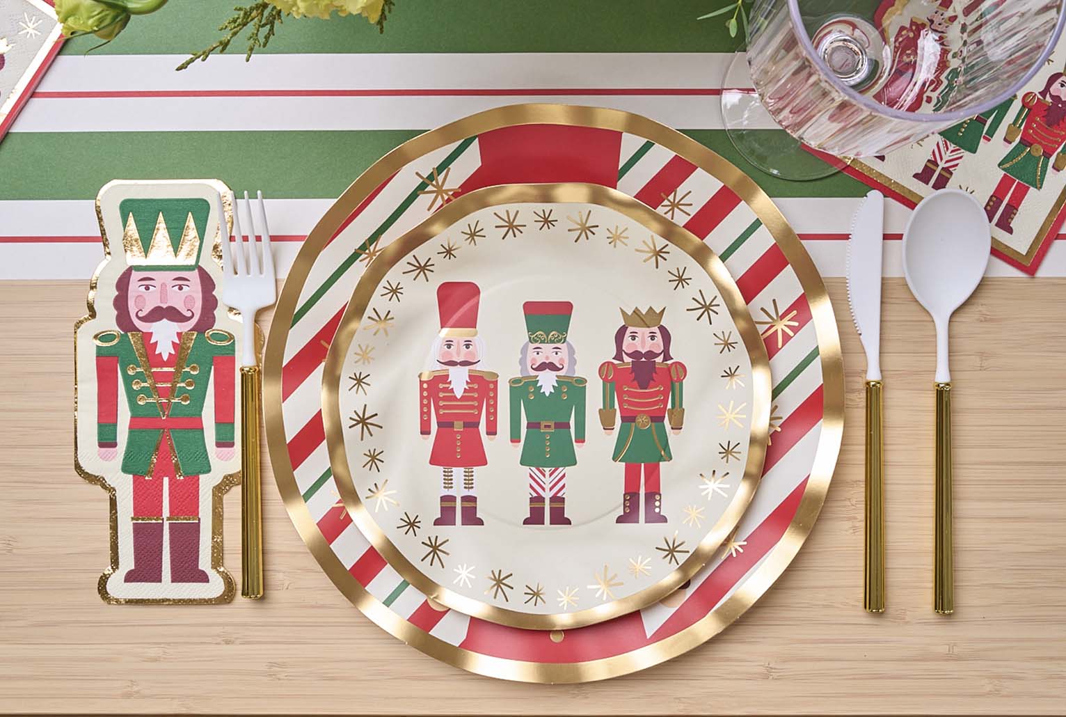 Sophistiplate | Nutcracker Christmas Wavy Salad Plate