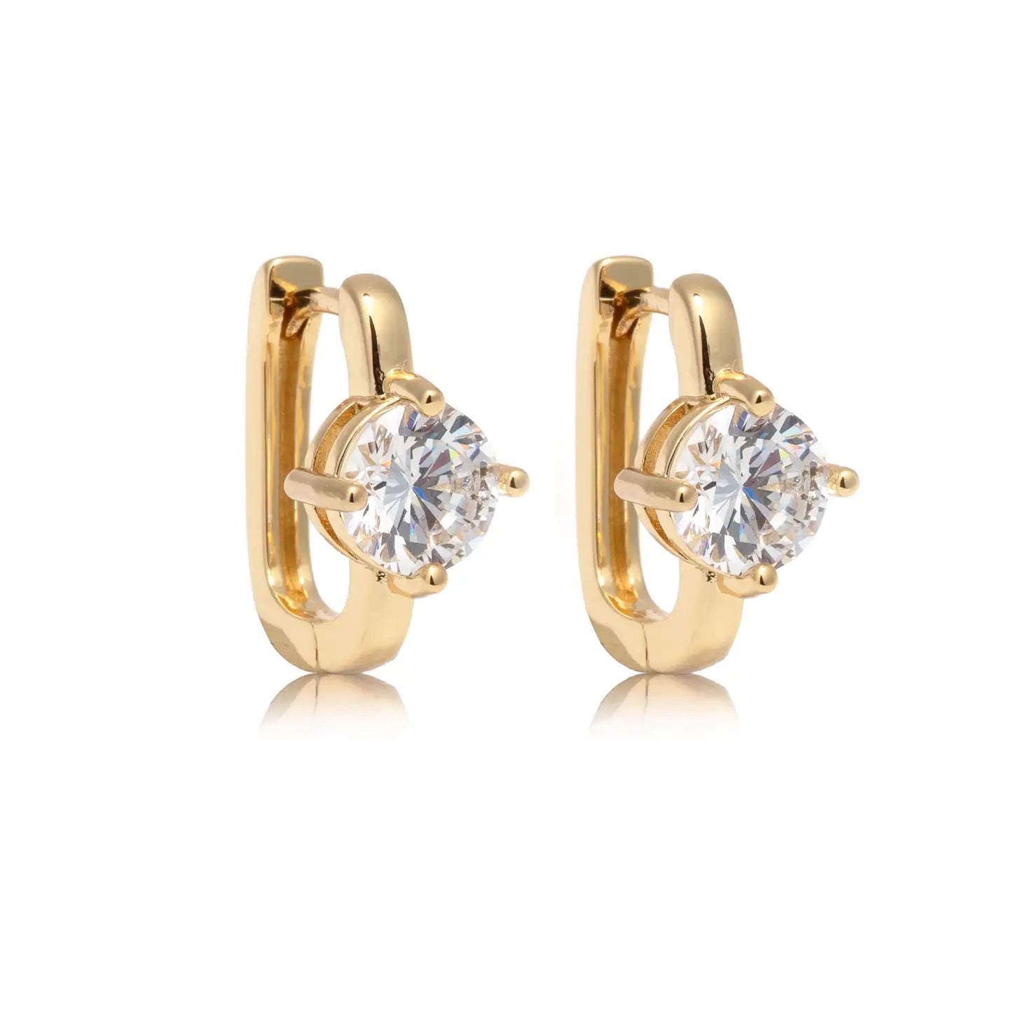 CAI | Round White Stone Huggies Earrings