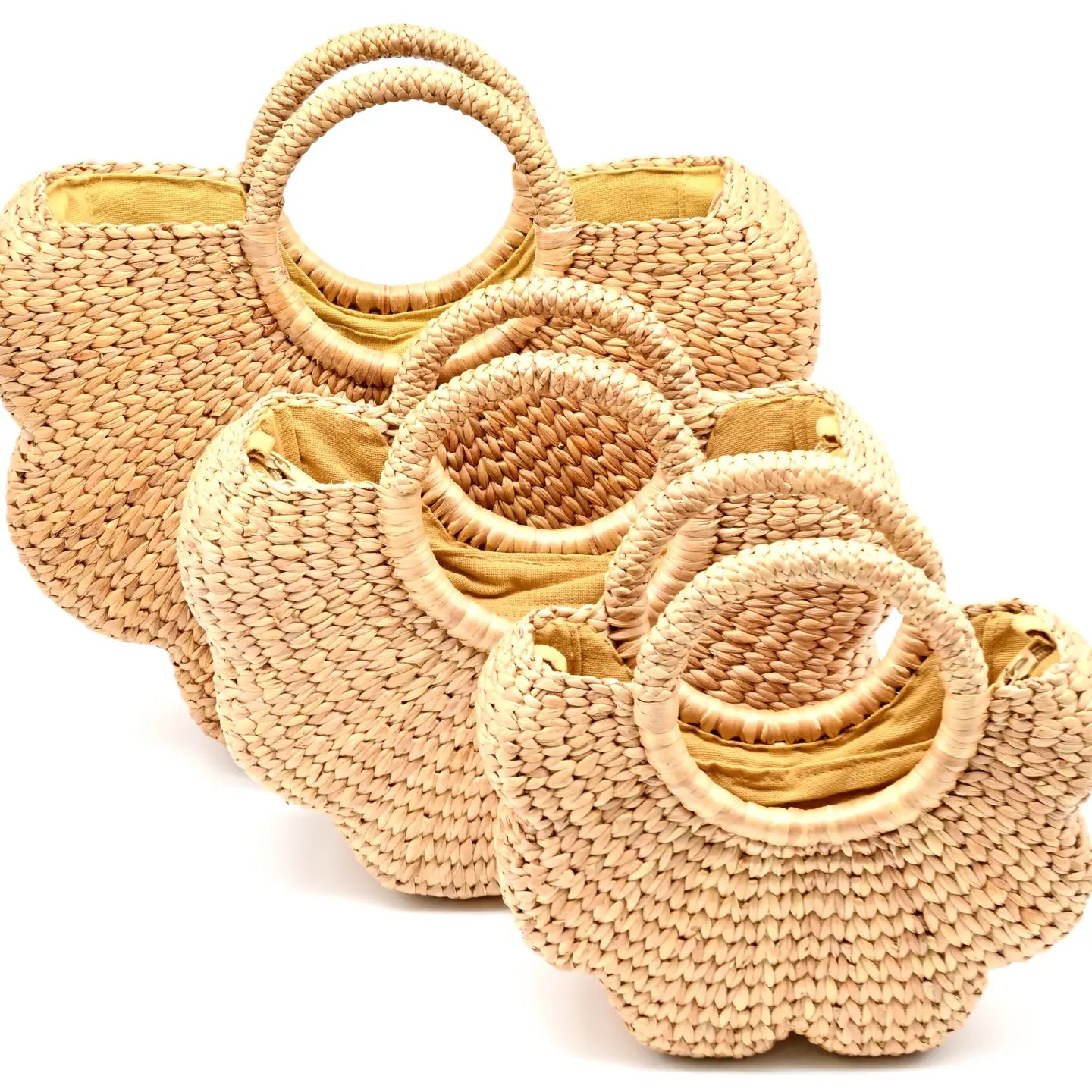 Flower Scalloped Handwoven Tote