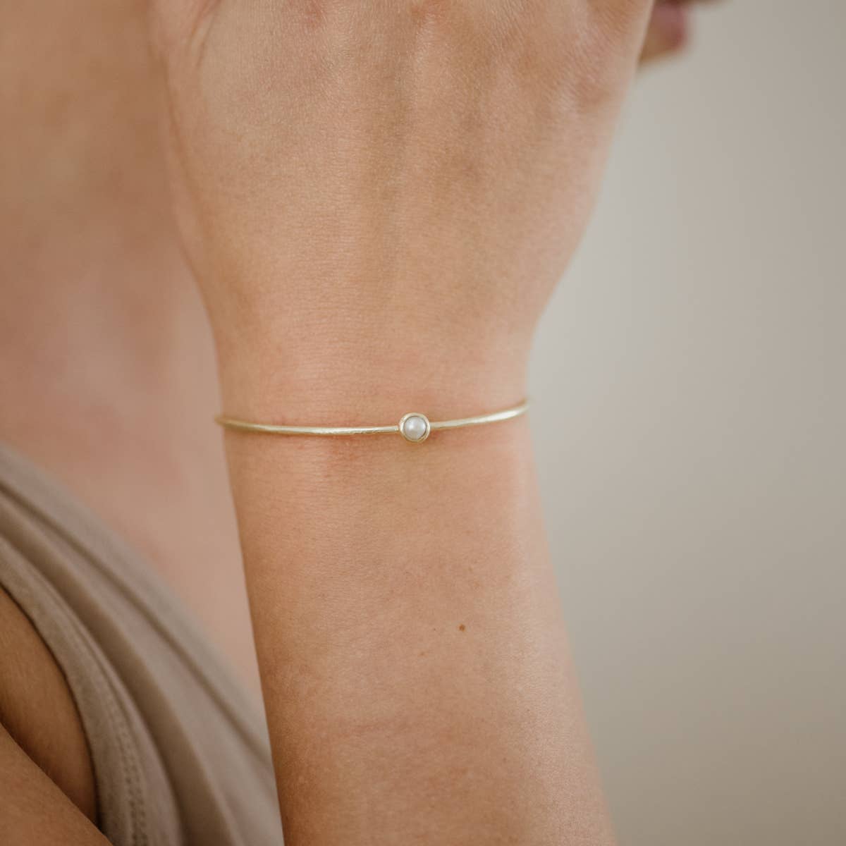 Hyalite Stacker // Pearl