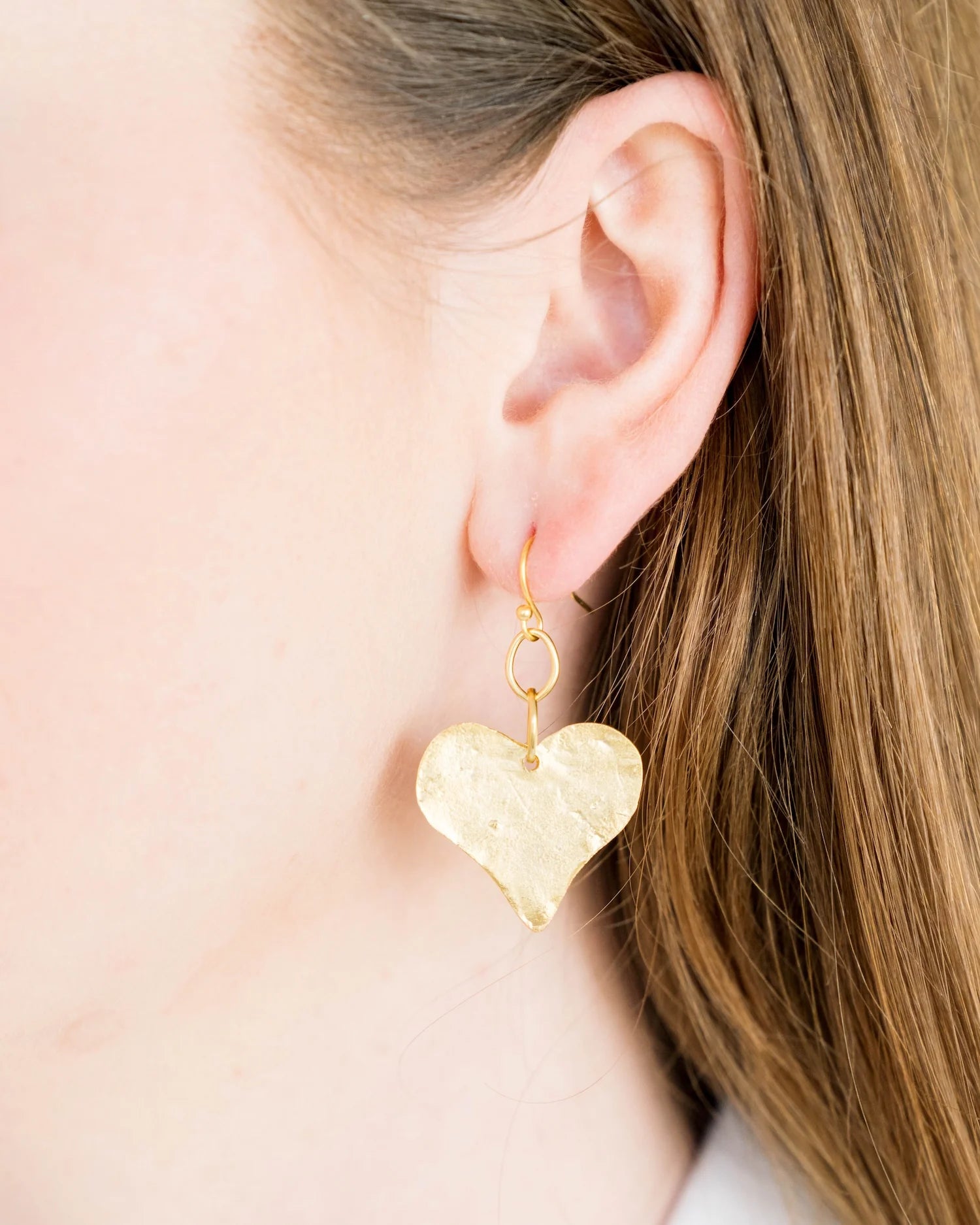 Susan Shaw | Medium Heart Earring