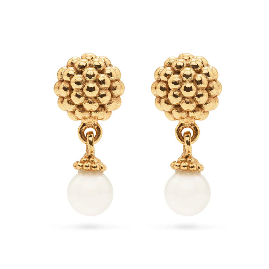 Capucine de Wulf | Pearl Berry Drop Stud Earring