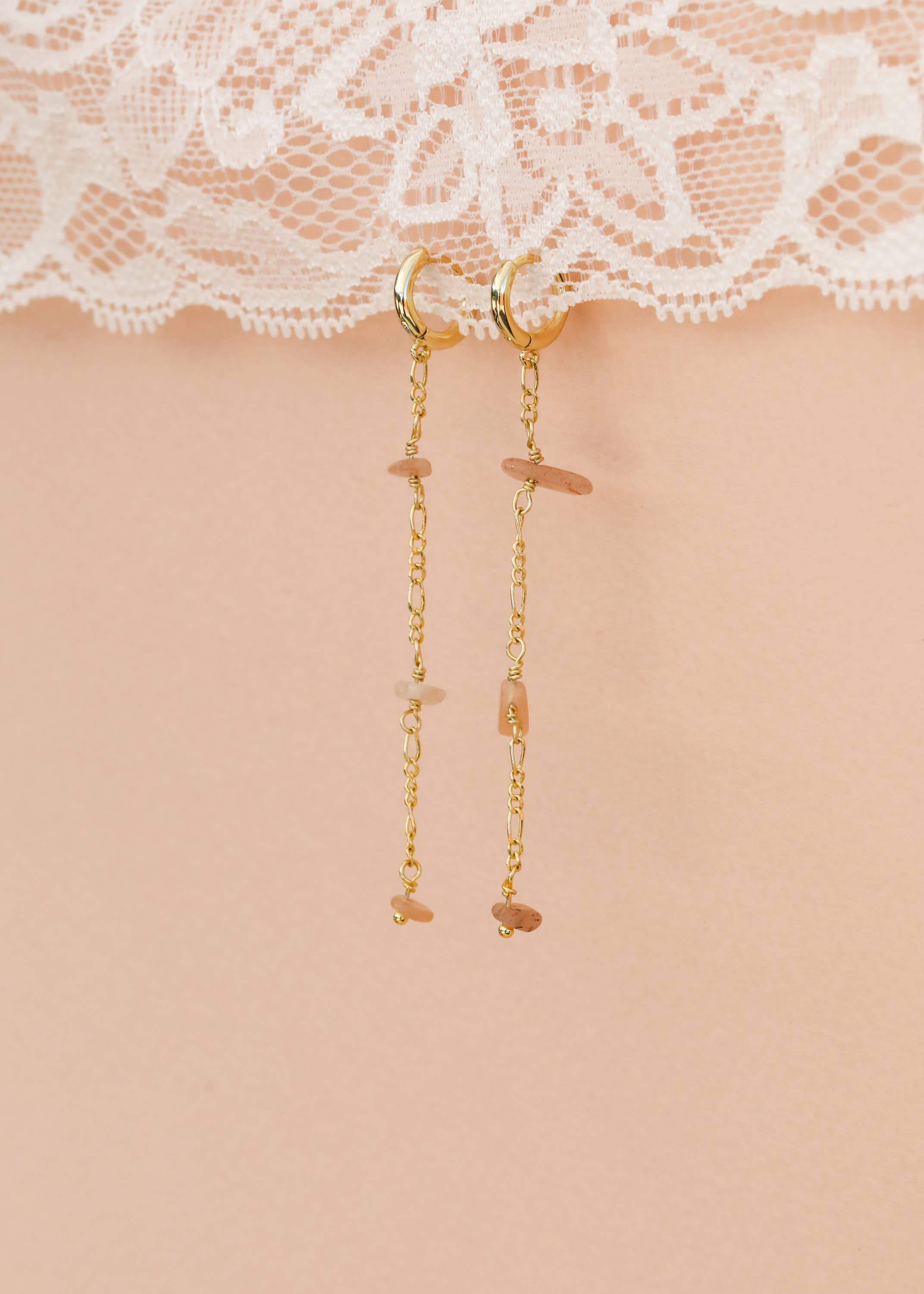 Raw Gemstone Chain Drop Earring - Peach Moonstone