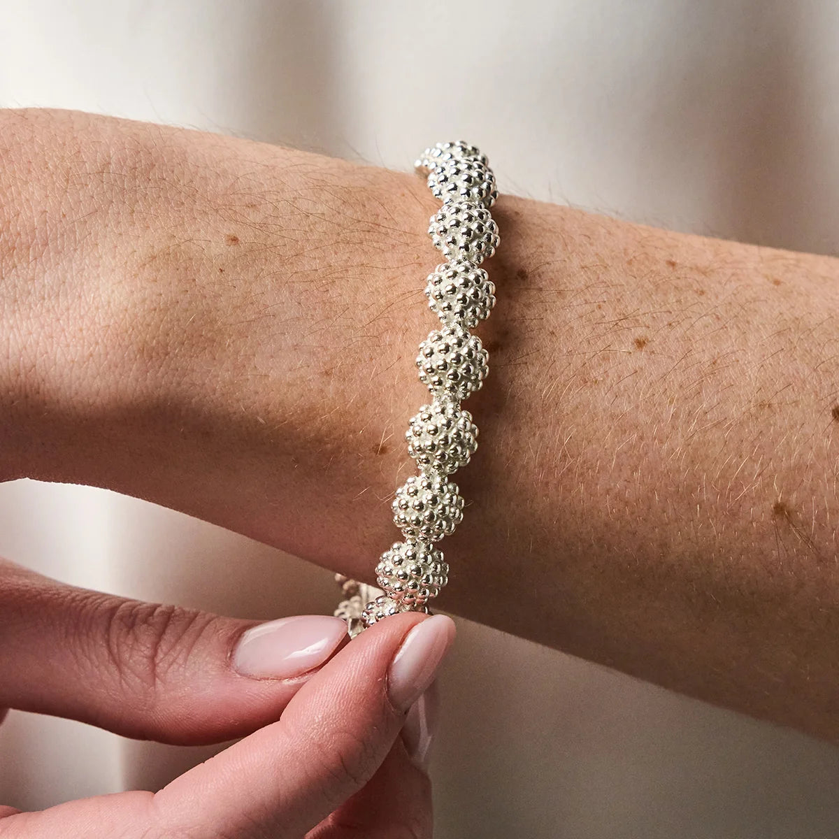 Berry Eternity Silver Hinged Bangle