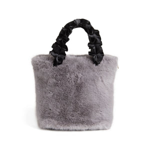 Coco+Carmen | Larsa Faux Fur Wristlet