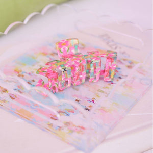 Brooks Avenue Scalloped Tray Small
