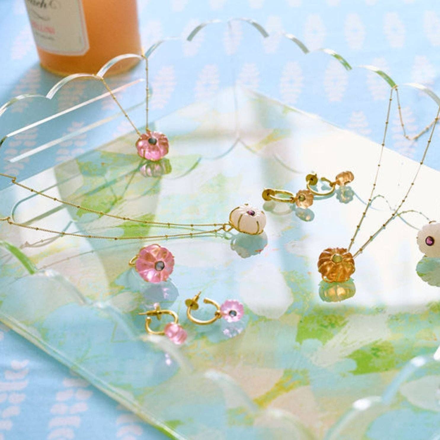 Elephant Falls Scalloped Tray Large