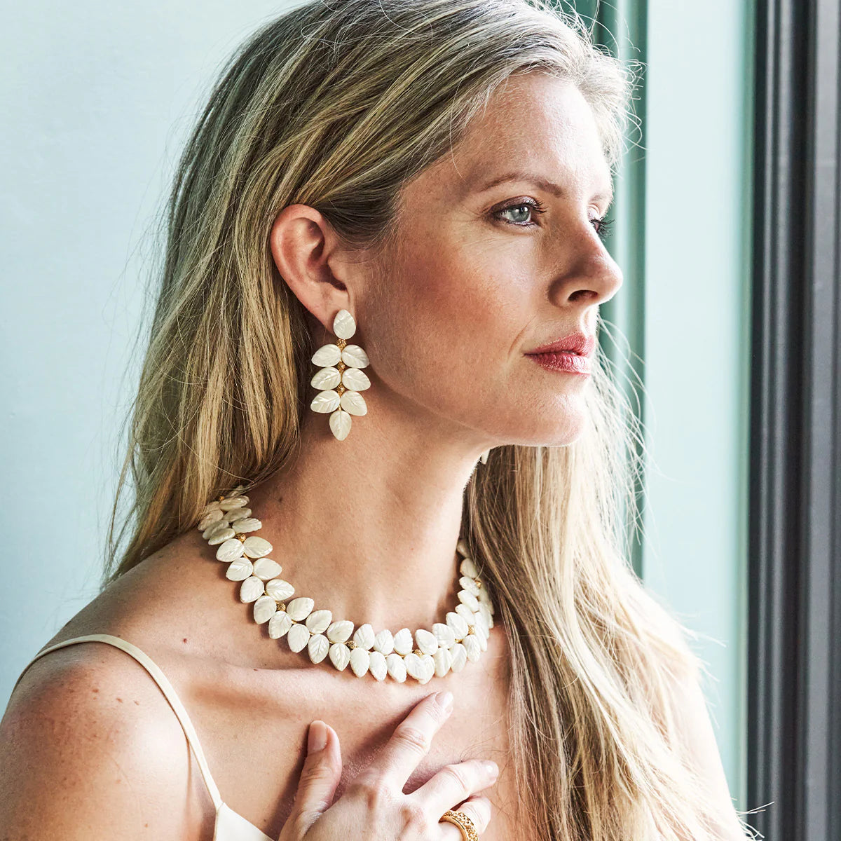 Mermaid Garden Vine Necklace, 14"+3" - MOP