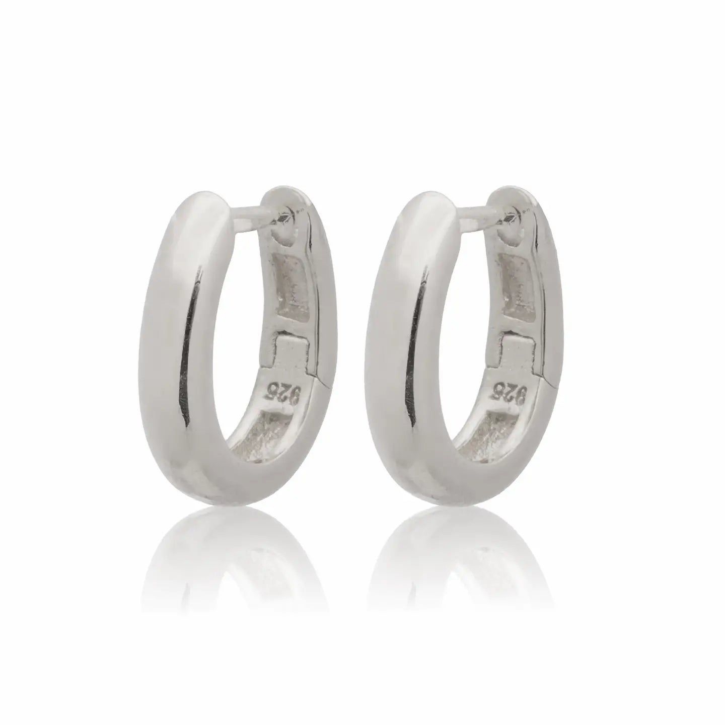 CAI | Dainty Silver Huggie Earrings