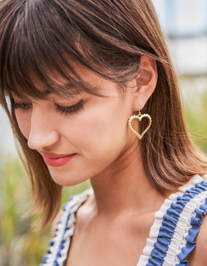 Spartina 449 | Scalloped Heart Earrings