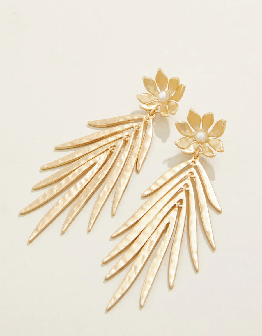 Spartina 449 | Swaying Frond Gold Earrings