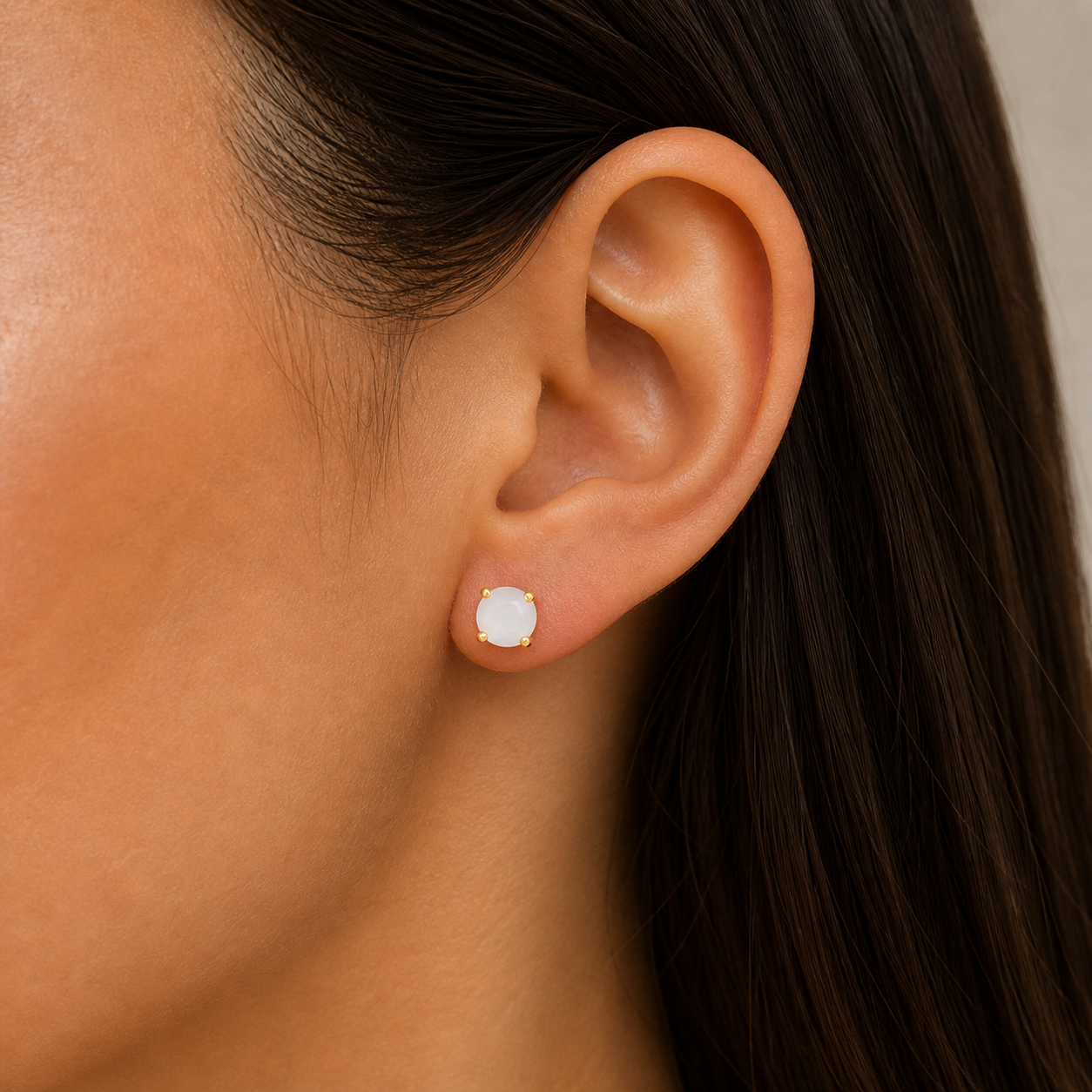 Round - Mother of Pearl Gemstone - Gold Earrings