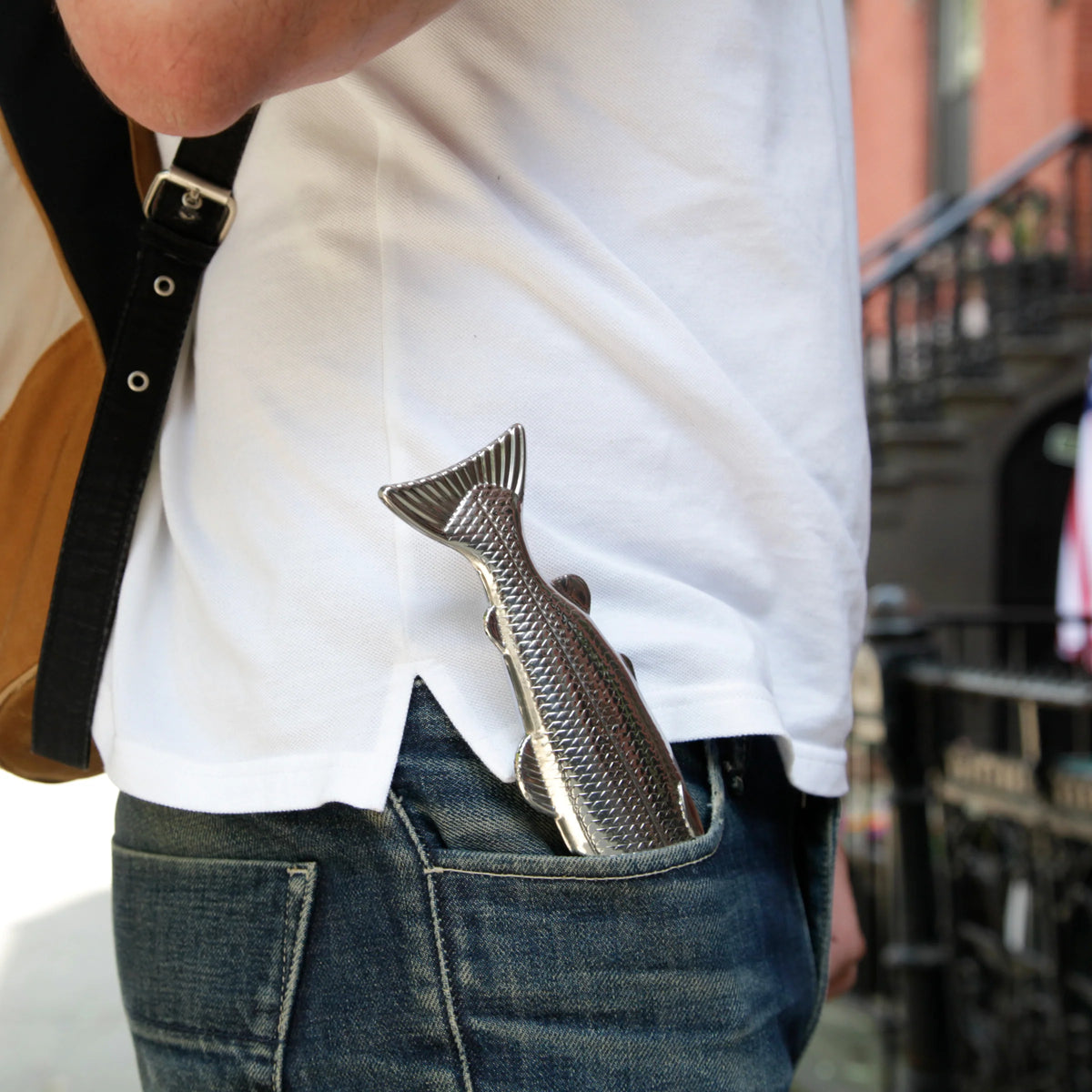 Kikkerland | Fish Flask