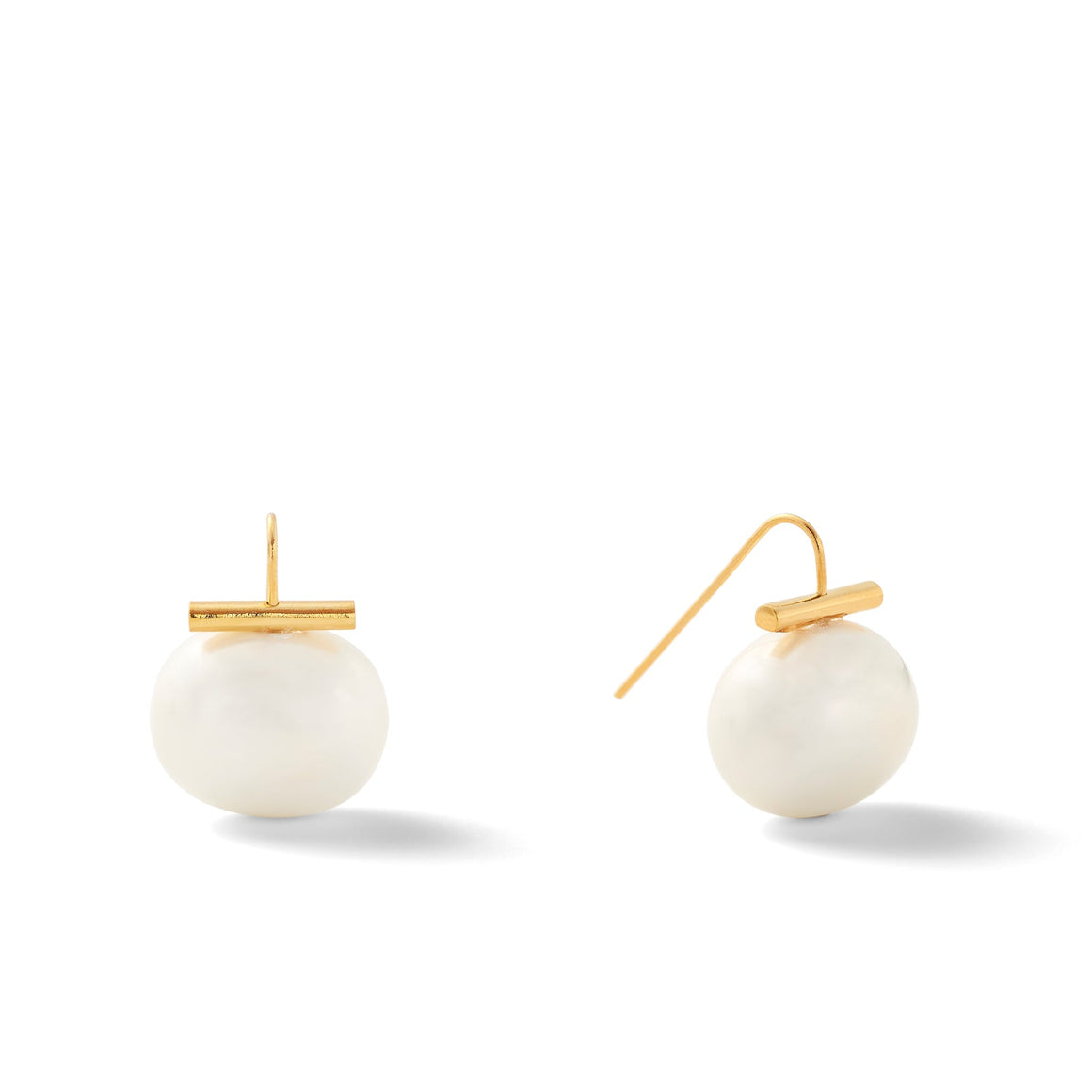 CC & Co. | Pebble Pearl Earrings - Large