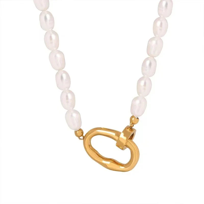 Nikki Pearl Necklace