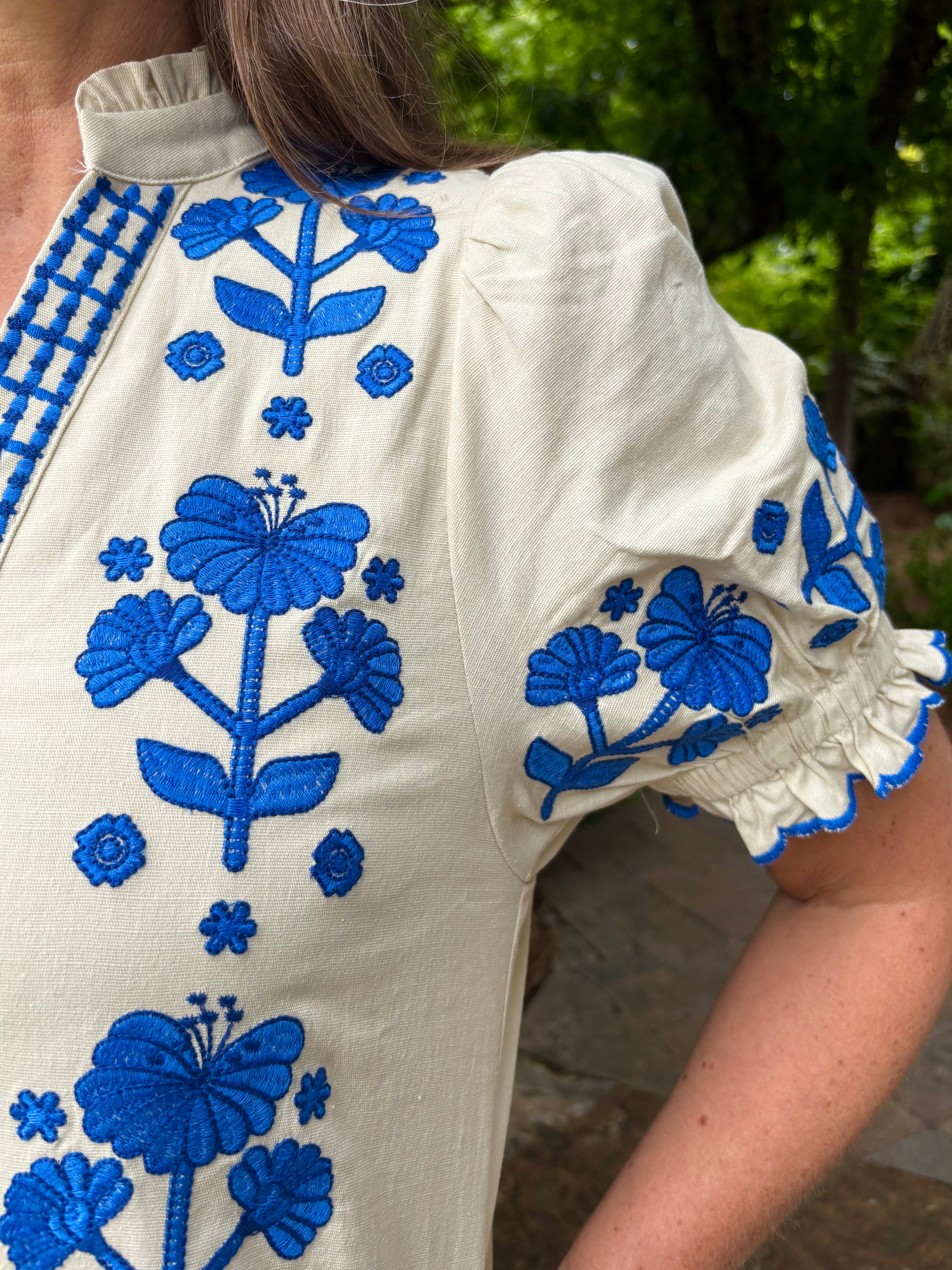 Hailee Short Sleeve Blue Floral Embroidery Dress