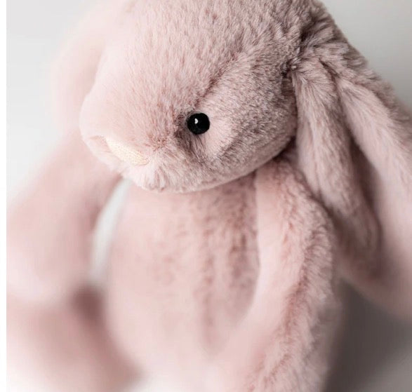 Bashful Luxe Bunny Rosa