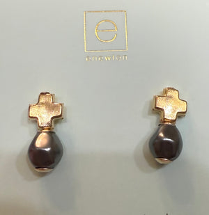 eNewton | Signature Cross Gold Stud