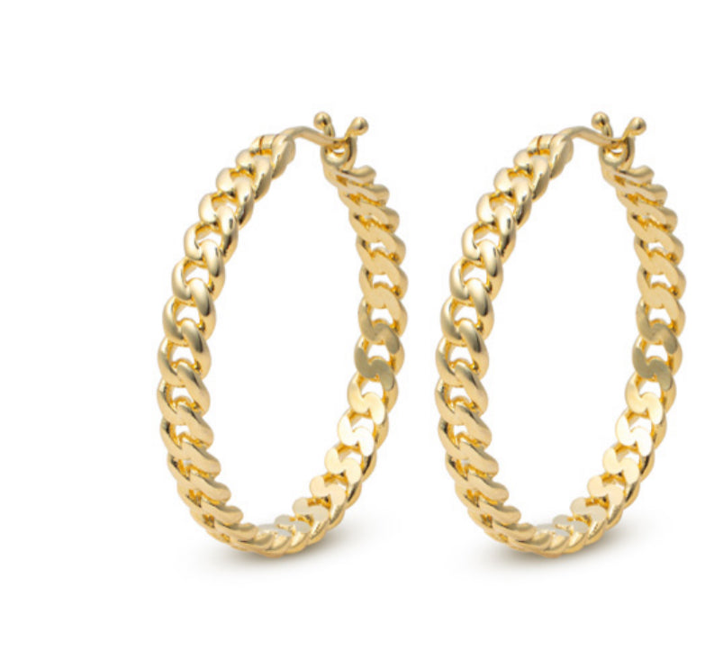 CAI | Gold Hoop Earrings