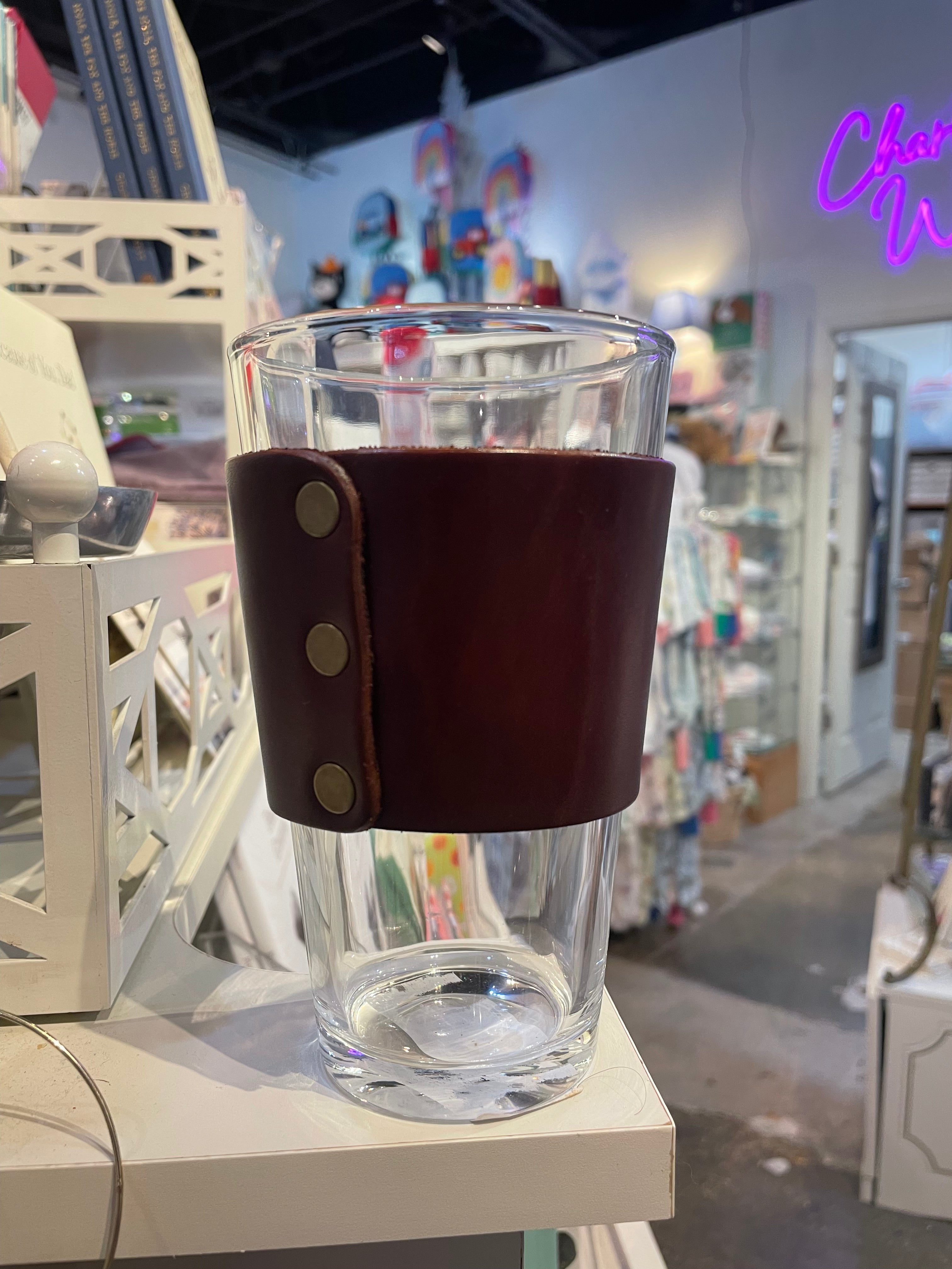 Lindy Leather Pint Glass Wrap