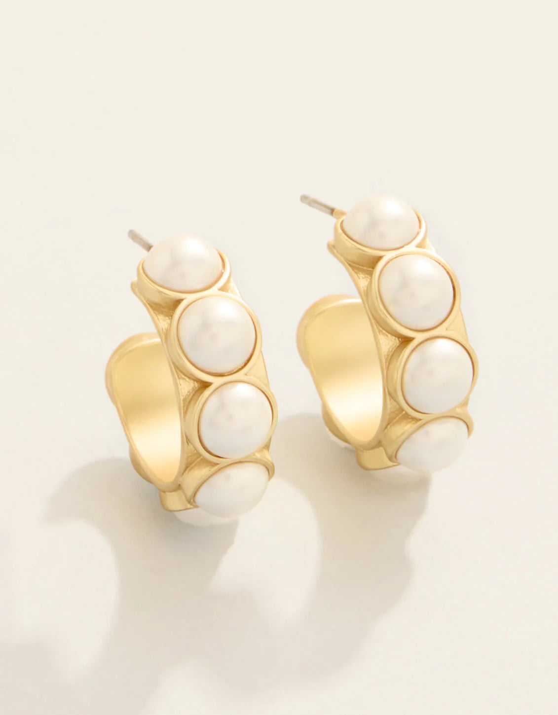 Spartina 449 | Anna Petite Pearl Hoop Earring