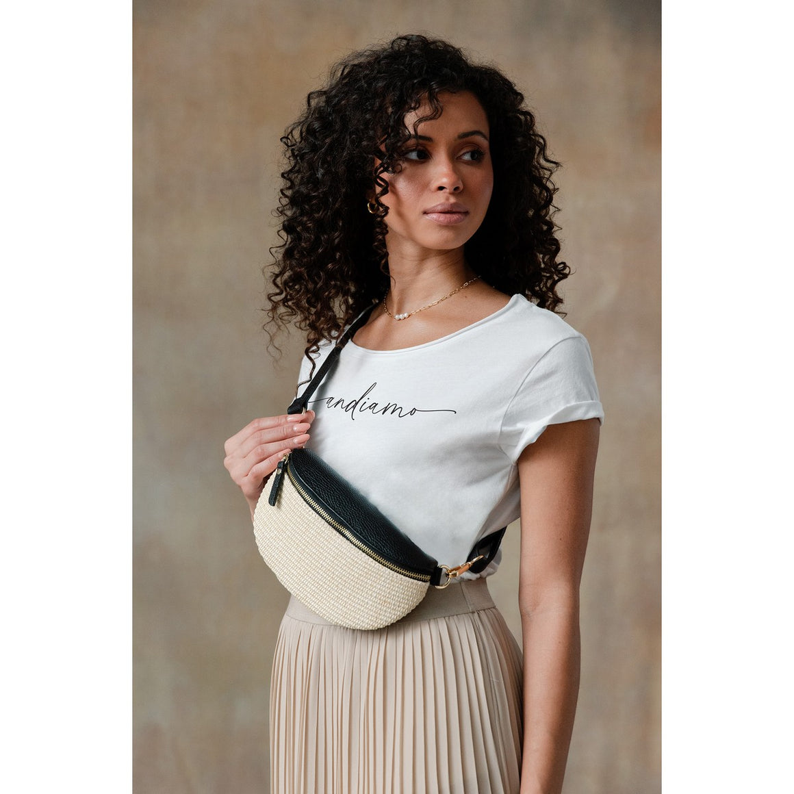 Cobblestone Living | Liza Leather Sling Bag