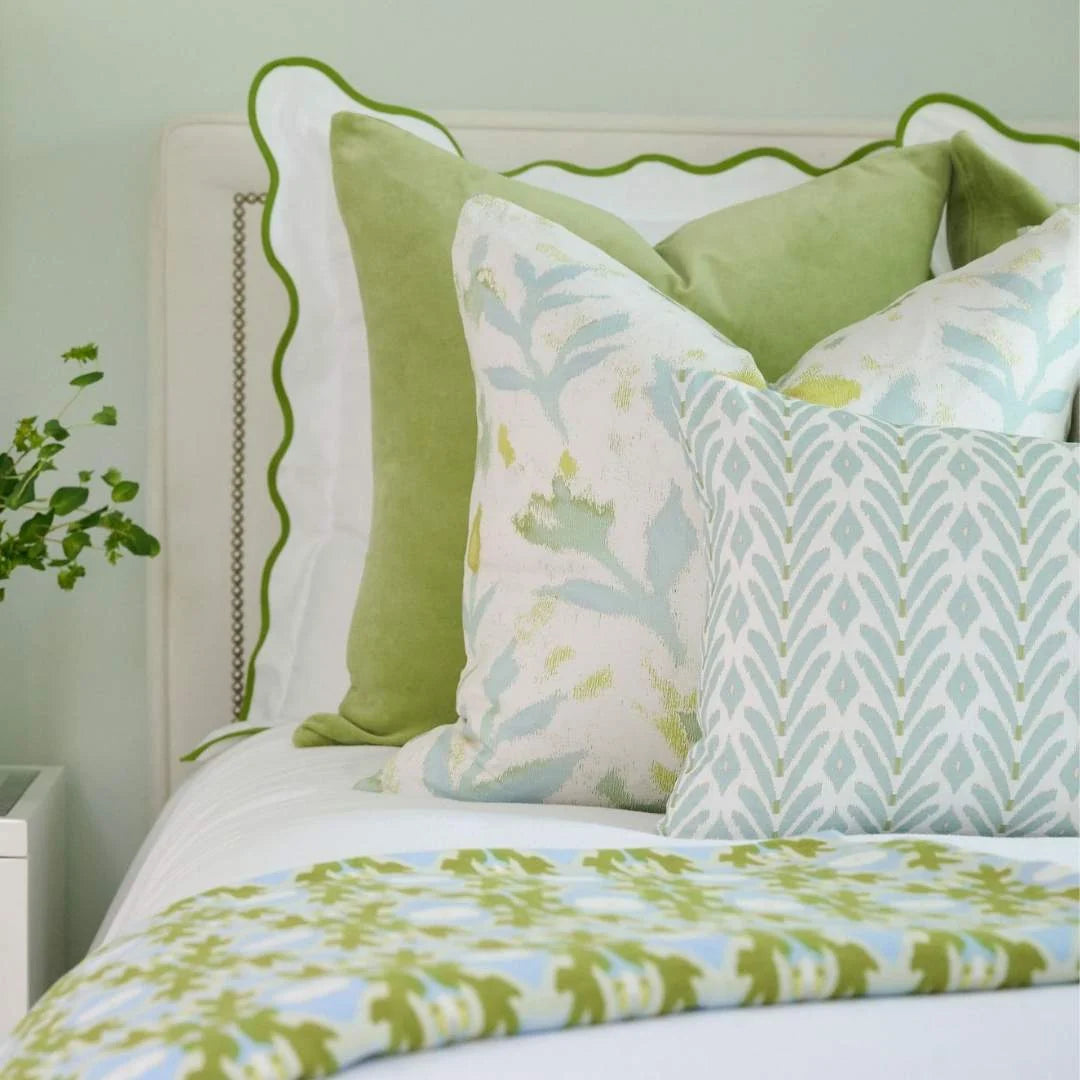 Petite Frond 22' x 22" Decorative Pillow