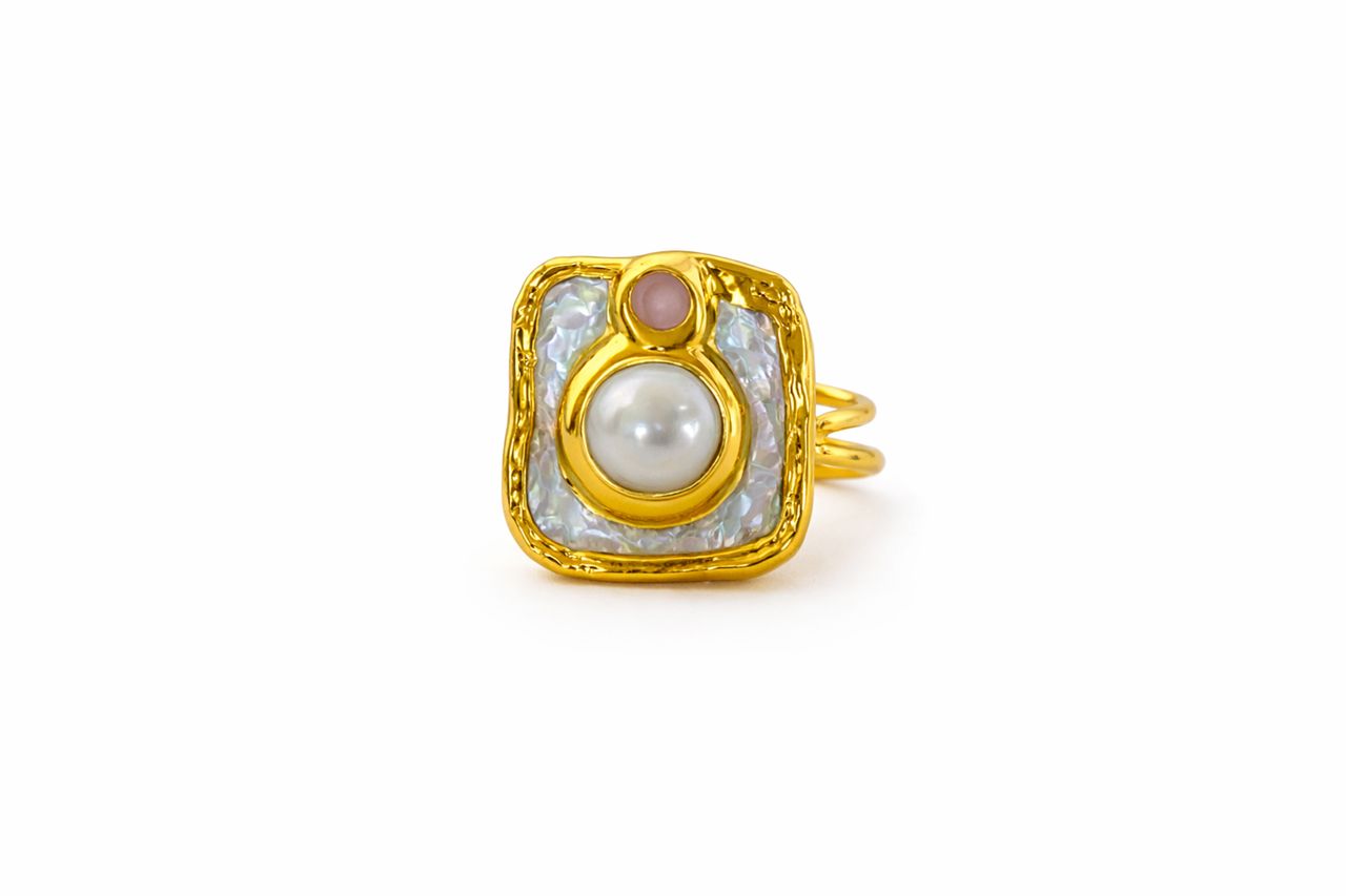 Orca Pearl Ring