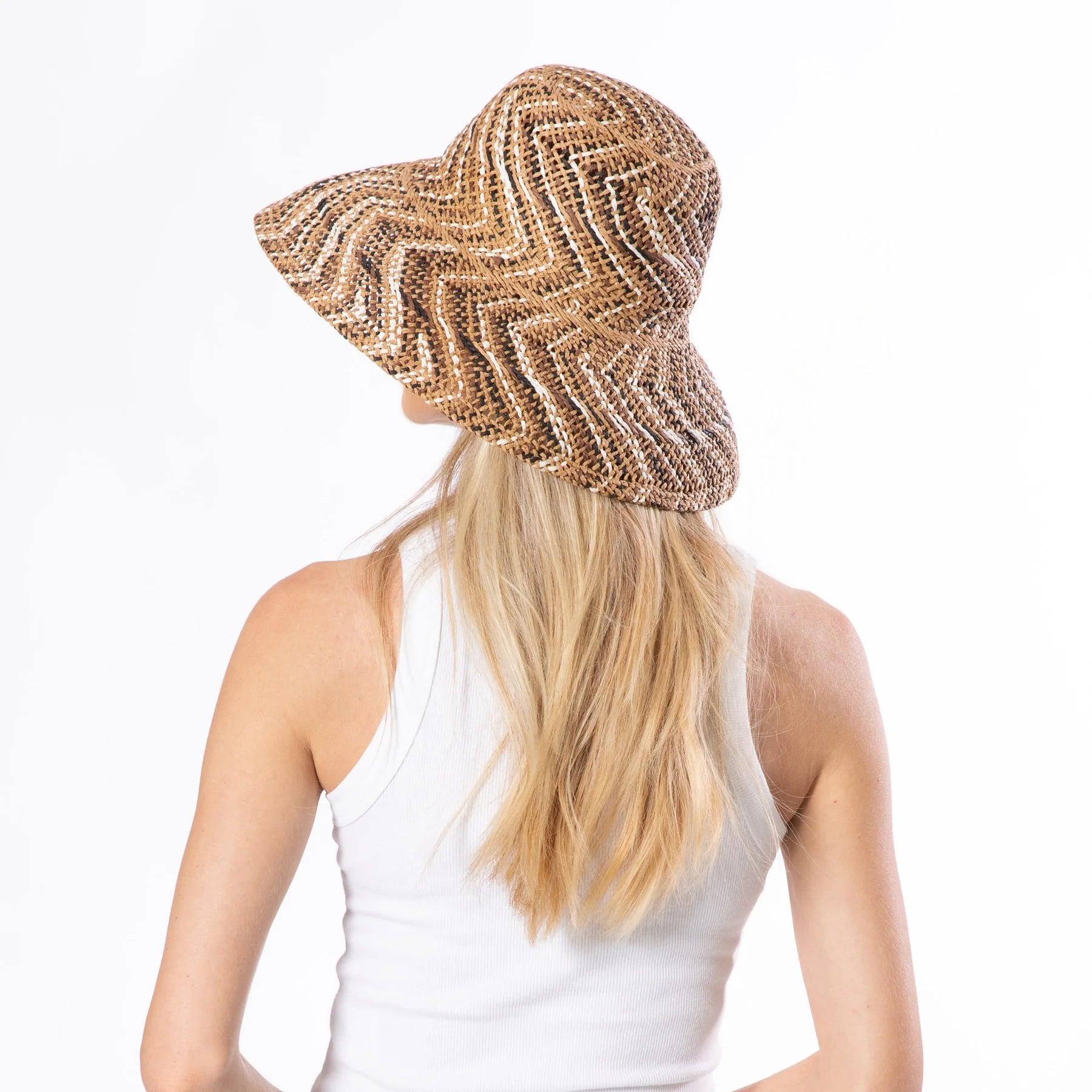 The Briza - Open Weave Round Crown