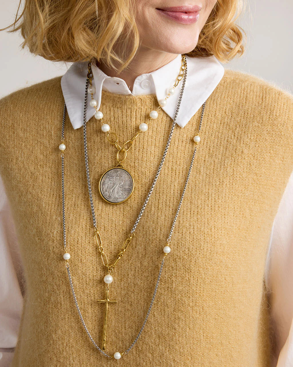 Scarlett Pearl Strand Coin Necklace