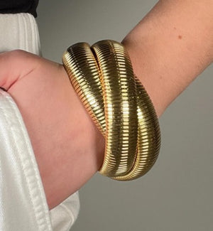 Large Gold Cobra Twisted Bracelet