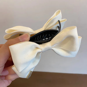 Savannah Bow Hair Clip