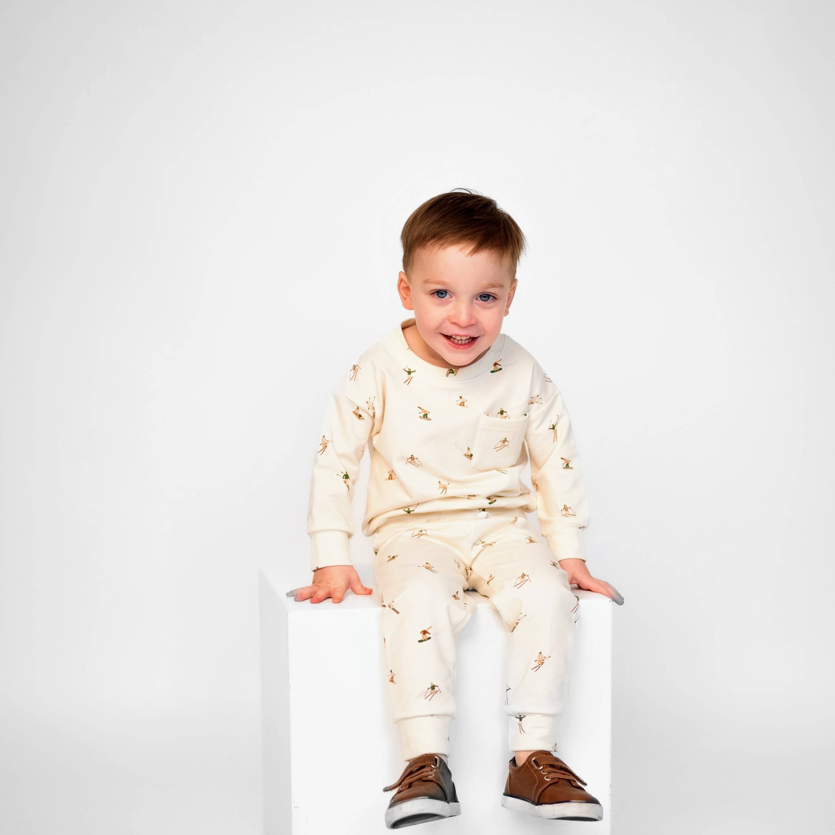 Snowy Slopes Jogger Set