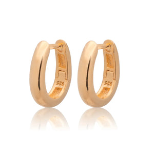 CAI | Dainty Gold Huggie Earrings