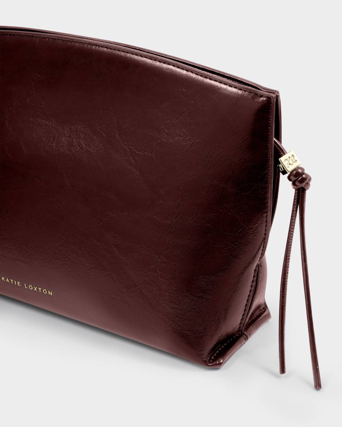 FREYA CLUTCH