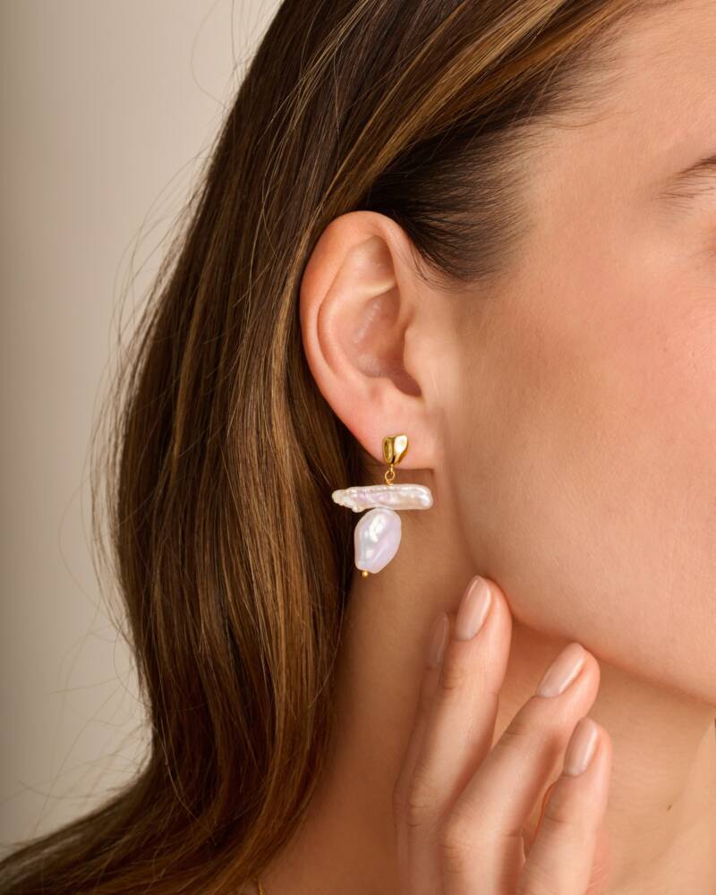 Sol Pearl Earrings