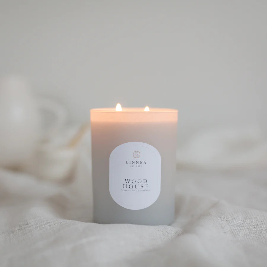 Linnea & Co. | Wood House Large 2 Wick Candle