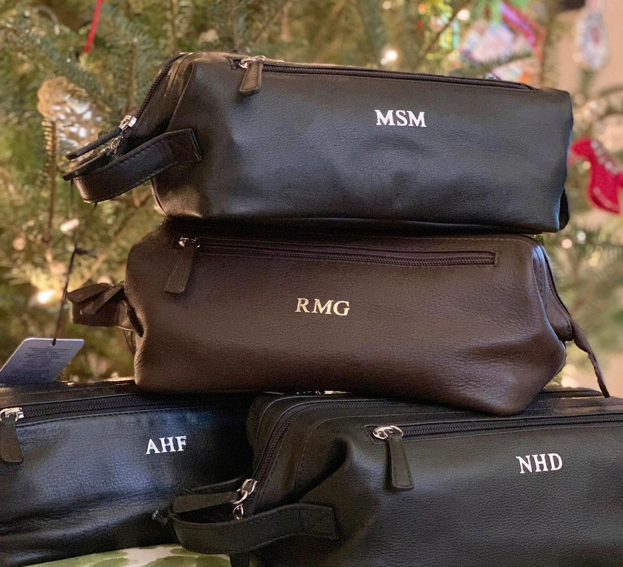 ili New York | Leather Dopp Kits